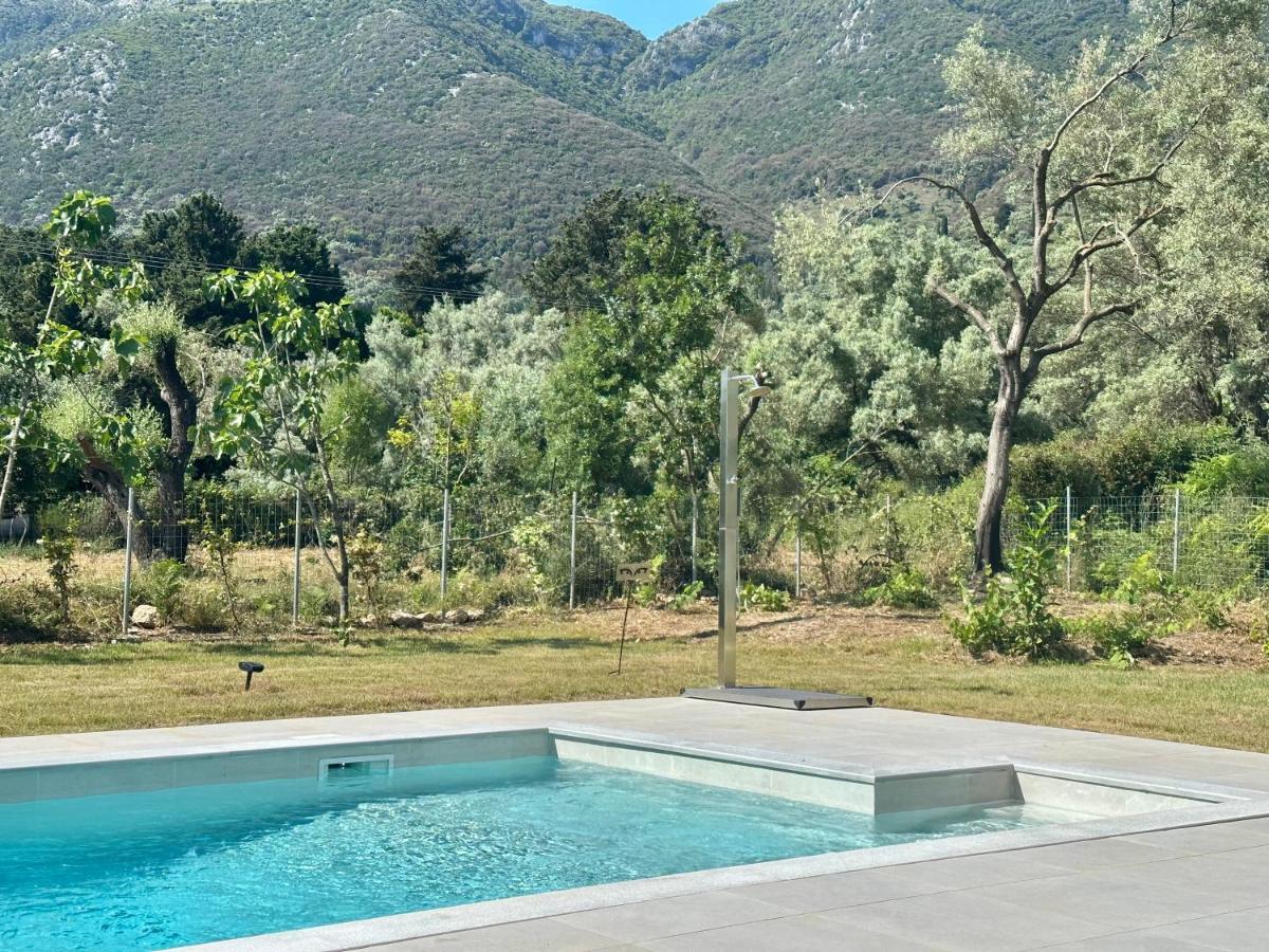 Splash Suites With Private Pools Никиана Экстерьер фото
