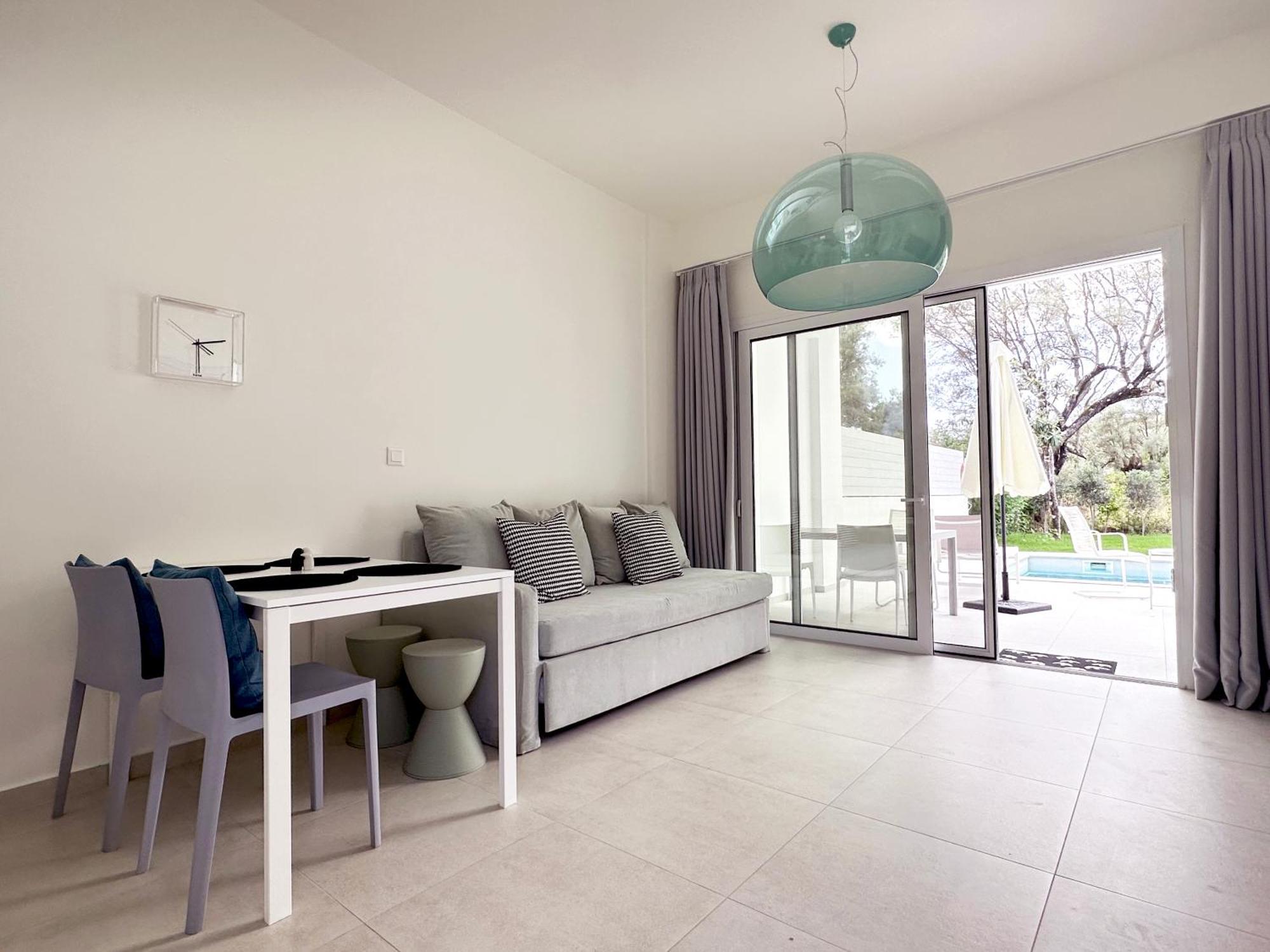 Splash Suites With Private Pools Никиана Экстерьер фото